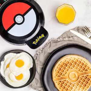 Pokémon Poké Ball Waffle Maker – Non-Stick Electric Waffle Iron – Gotta Catch ‘Em All Breakfast